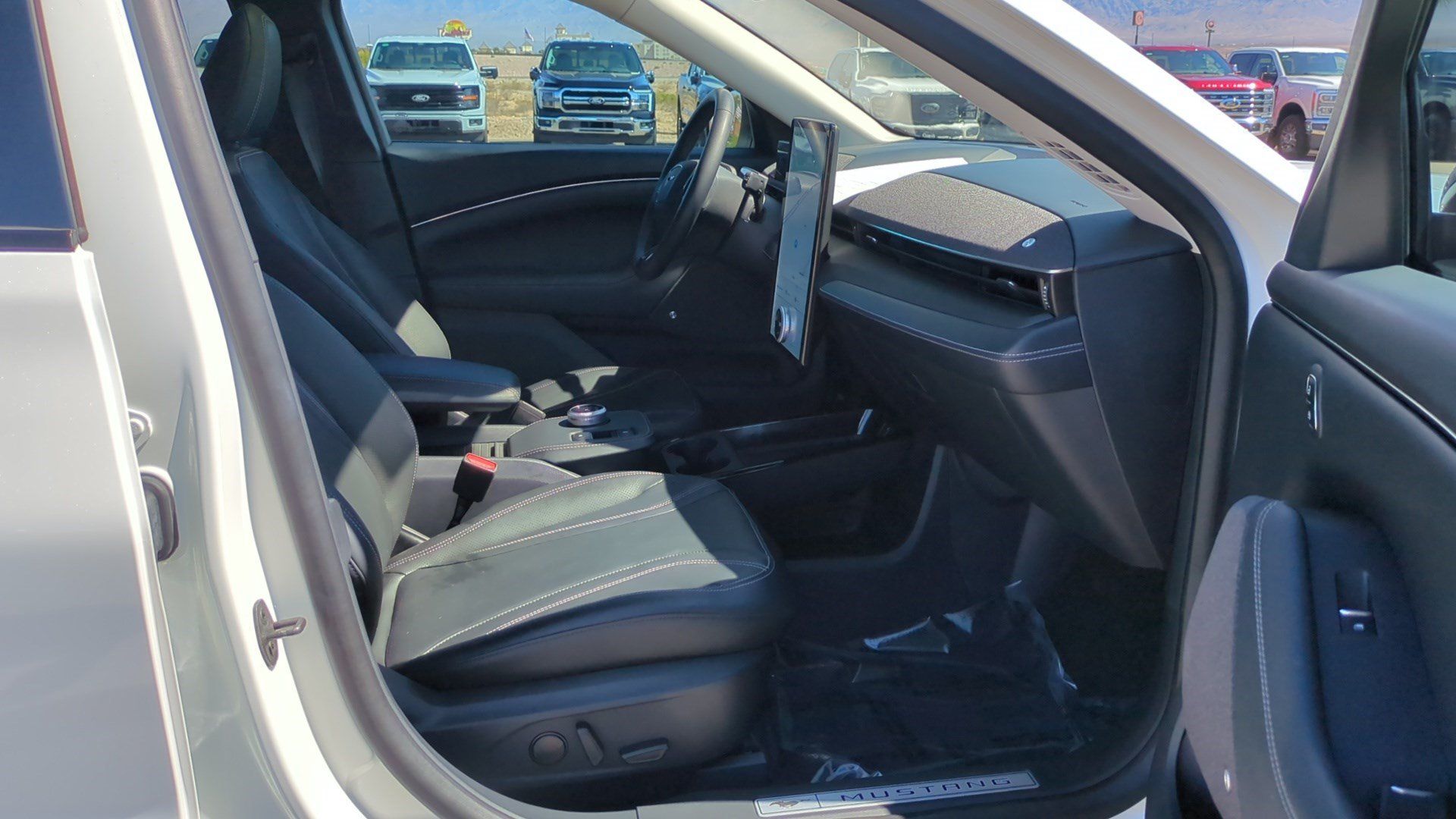 Used 2023 Ford Mustang Mach-E Premium RWD image 32