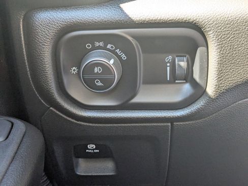 Used 2025 RAM 1500 Classic Warlock image 20