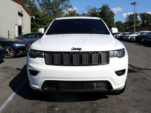 Used 2019 Jeep Grand Cherokee Altitude image 5