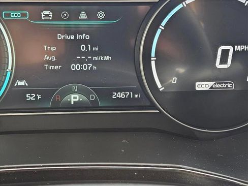 Used 2022 Kia Niro EX Premium image 23