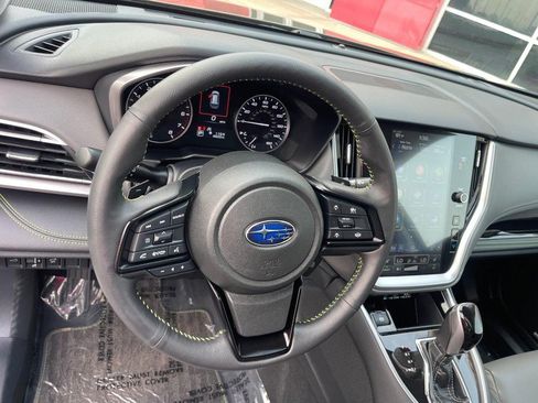 Used 2025 Subaru Outback Onyx Edition XT AWD/4WD image 23