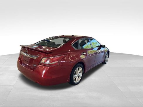 Used 2013 Nissan Altima 2.5 SV FWD image 32