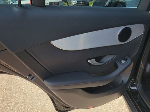 Certified 2021 Mercedes-Benz GLC 300 image 10