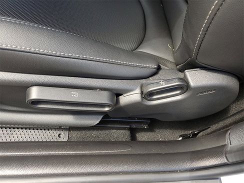 Used 2023 MINI Cooper SE image 19