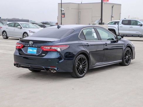 Used 2021 Toyota Camry XSE FWD image 6