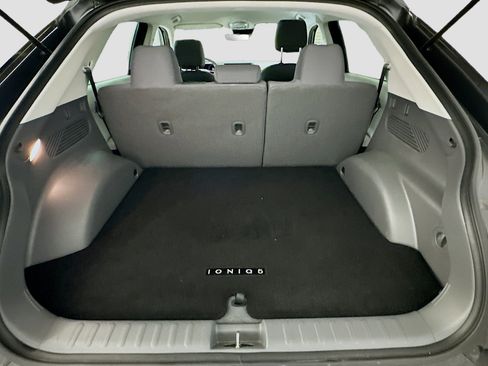 Used 2023 Hyundai Ioniq 5 SE image 30