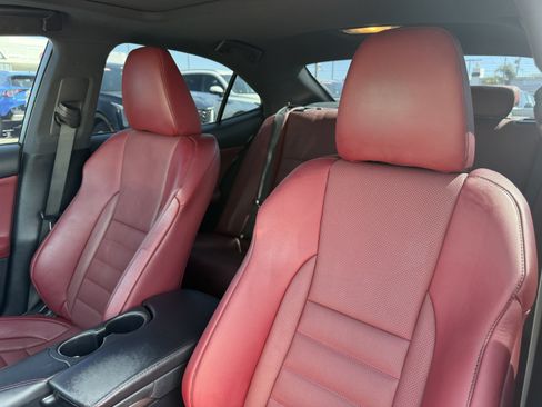 Used 2018 Lexus IS 300 F Sport RWD image 17
