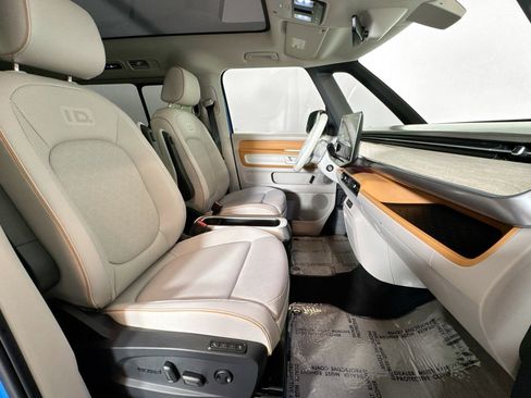 Used 2025 Volkswagen ID. Buzz 1st Edition image 26