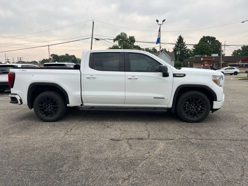 Used 2022 GMC Sierra 1500 Elevation AWD/4WD image 2