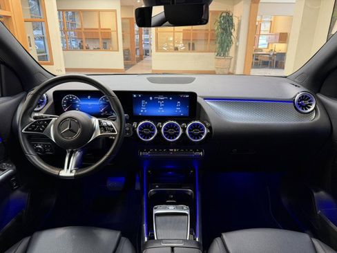Certified 2025 Mercedes-Benz GLA 250 image 13