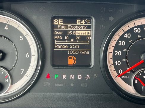 Used 2017 RAM 1500 Express image 23