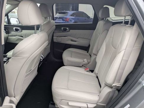Used 2022 Kia Sorento SX image 14