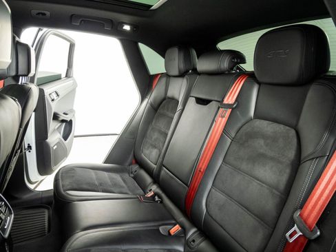 Used 2018 Porsche Macan GTS AWD/4WD image 20