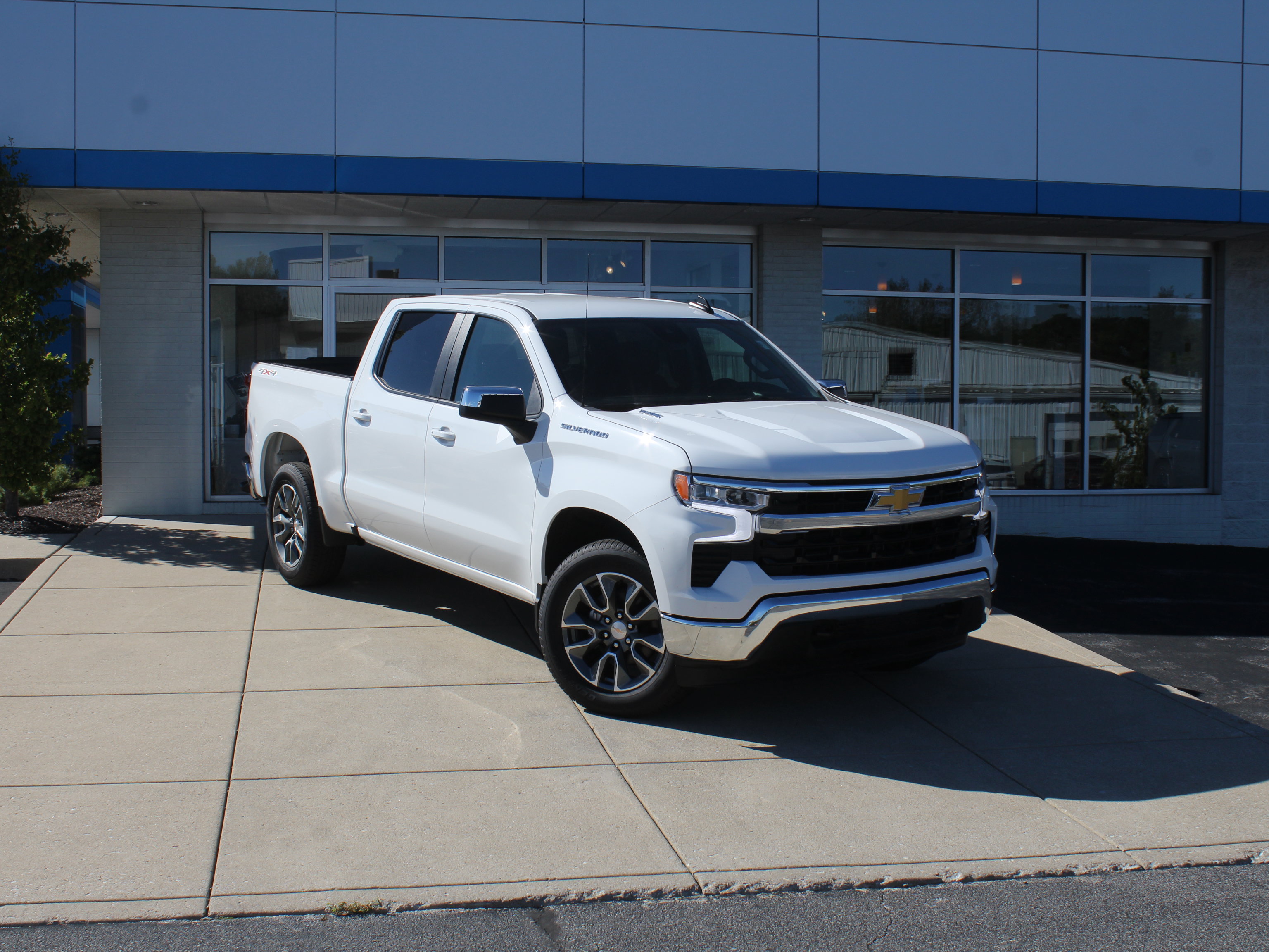 New 2026 Chevrolet Silverado 1500 LT AWD/4WD image 4