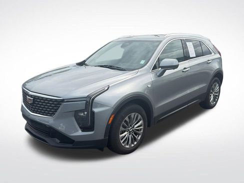 Used 2025 Cadillac XT4 Premium Luxury FWD image 1