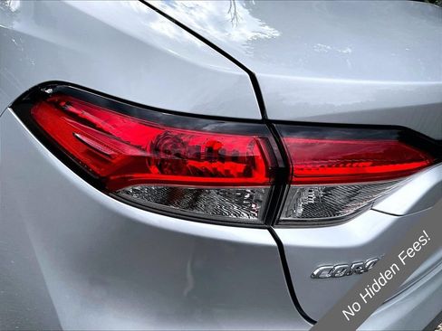Used 2021 Toyota Corolla LE FWD image 24