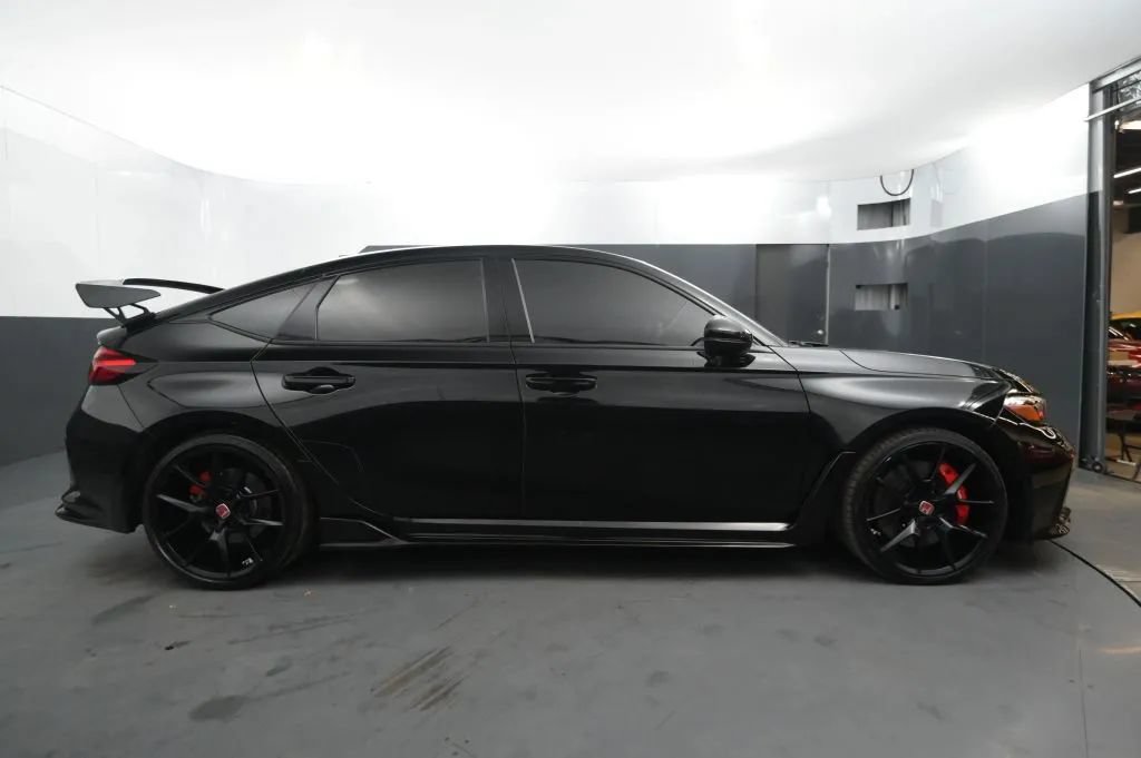 Used 2024 Honda Civic Type R image 6