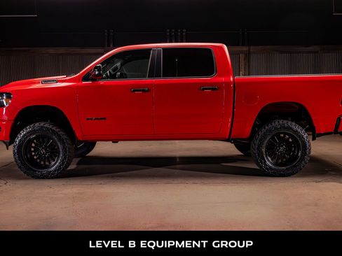 Used 2023 RAM 1500 Big Horn AWD/4WD image 6