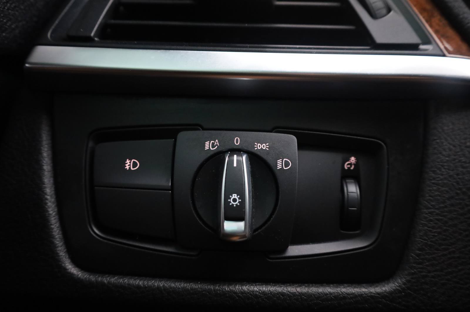 Used 2014 BMW 435i Convertible RWD image 36