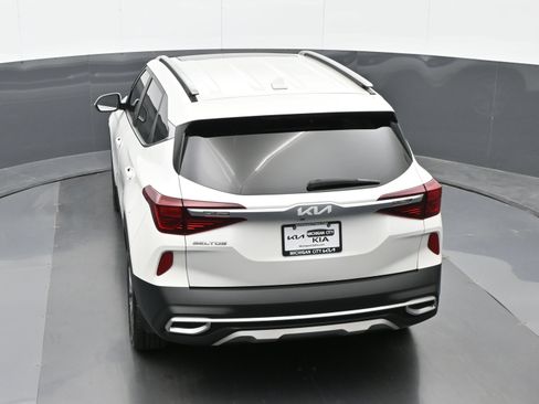 Used 2022 Kia Seltos EX AWD/4WD image 31