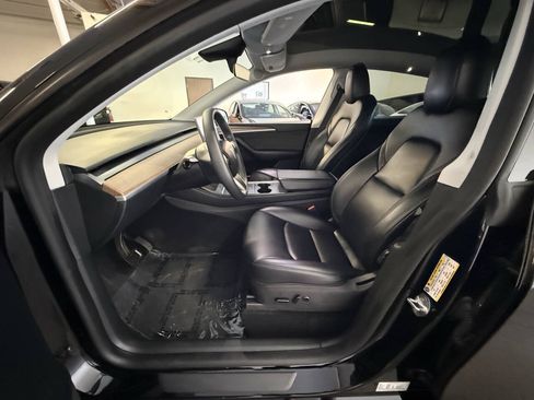 Used 2023 Tesla Model Y Long Range AWD/4WD image 12