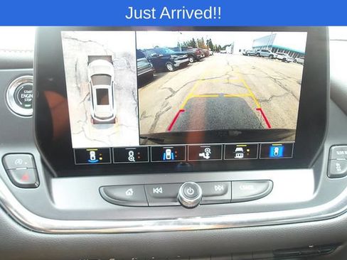 Used 2024 Chevrolet Blazer LT w/ Sound & Technology Package AWD/4WD image 19