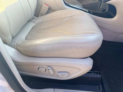 Used 2019 Lincoln MKC Reserve image 17