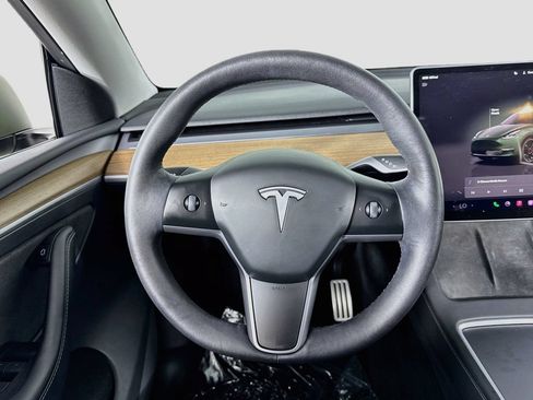 Used 2023 Tesla Model Y Performance AWD/4WD image 17