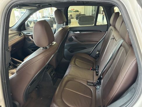 Used 2018 BMW X1 xDrive28i w/ Convenience Package AWD/4WD image 8