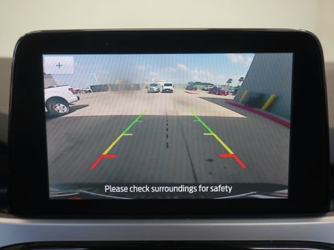 Used 2020 Ford Escape SE FWD image 19