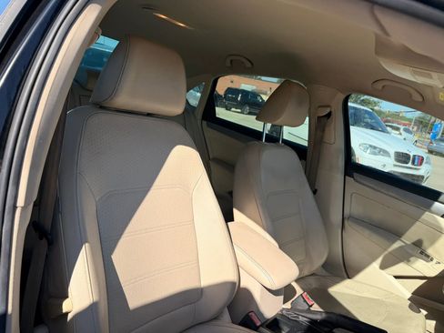 Used 2013 Volkswagen Passat 2.5 S FWD image 31