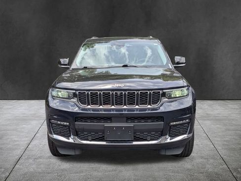 Used 2023 Jeep Grand Cherokee L Limited w/ Luxury Tech Group II AWD/4WD image 10
