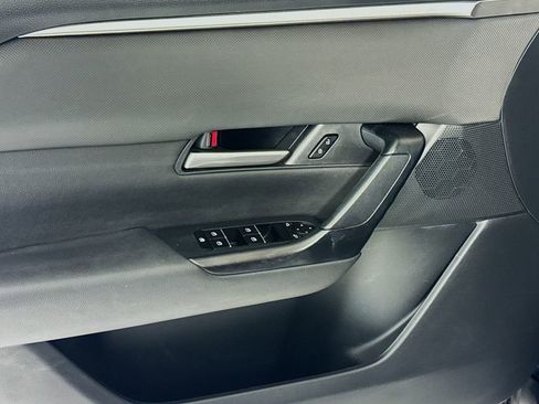 Used 2025 MAZDA CX-50 AWD 2.5 S w/ Premium Package image 19