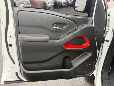 Used 2023 Nissan Frontier PRO-4X w/ Pro-4X Premium Package image 13