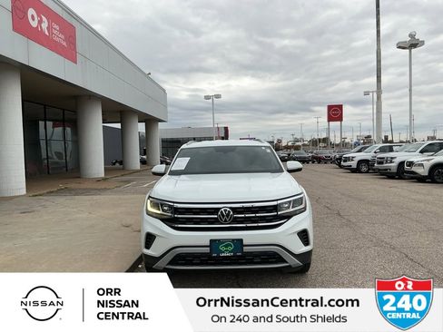 Used 2021 Volkswagen Atlas Cross Sport SE image 4