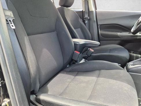 Used 2023 Nissan Kicks S FWD image 14