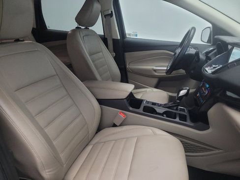 Used 2018 Ford Escape Titanium w/ Ford Safe & Smart Package AWD/4WD image 21