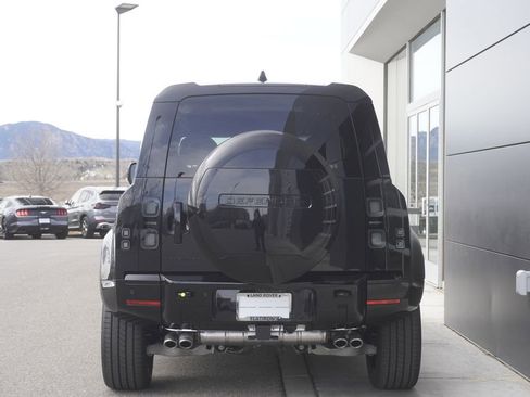 New 2026 Land Rover Defender 110 V8 image 6