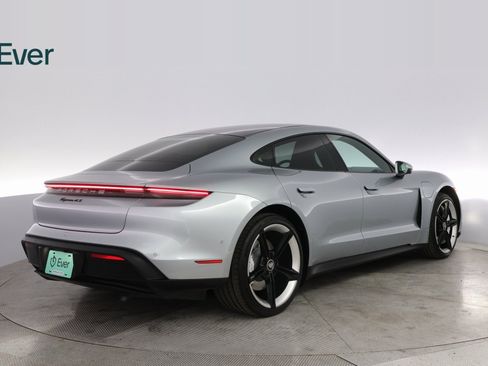 Used 2020 Porsche Taycan 4S image 12