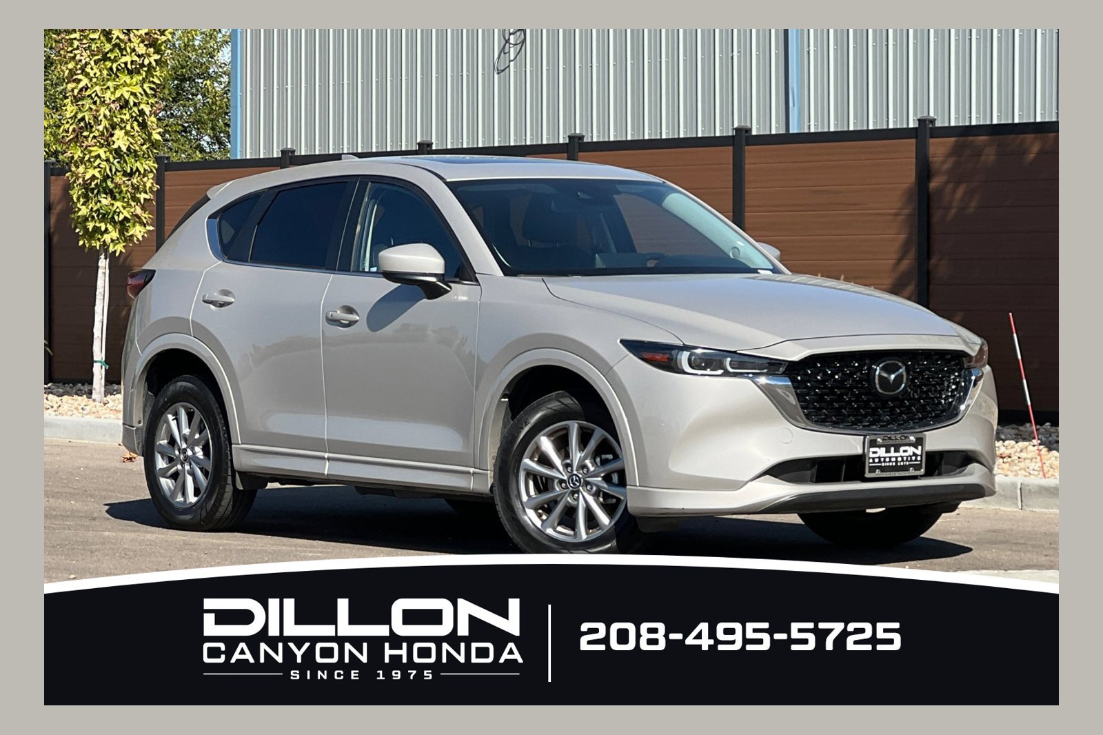 Used 2025 MAZDA CX-5 AWD 2.5 S w/ Preferred Package image 1