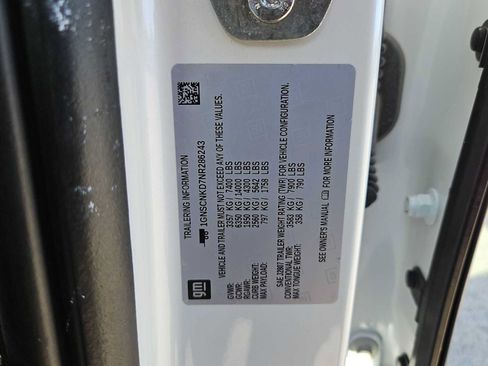 Used 2022 Chevrolet Tahoe LT w/ Luxury Package RWD image 25
