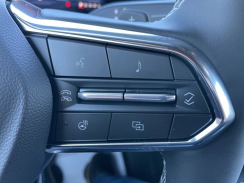 New 2026 Chevrolet Traverse Z71 w/ Enhanced Driving Package image 8