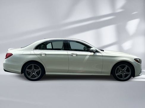 Used 2019 Mercedes-Benz E 450 4MATIC Sedan image 5