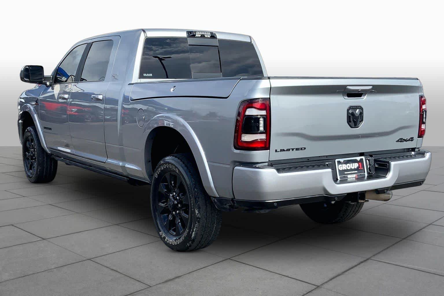 Used 2022 RAM 3500 Limited AWD/4WD image 12
