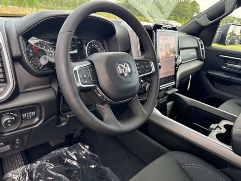 New 2025 RAM 1500 Big Horn image 21