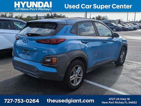 Used 2018 Hyundai Kona SE AWD/4WD image 2