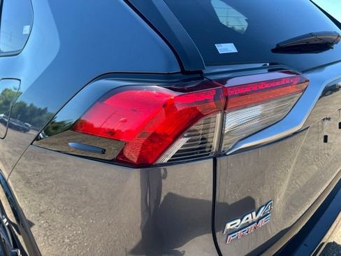 Used 2023 Toyota RAV4 XSE AWD/4WD image 11