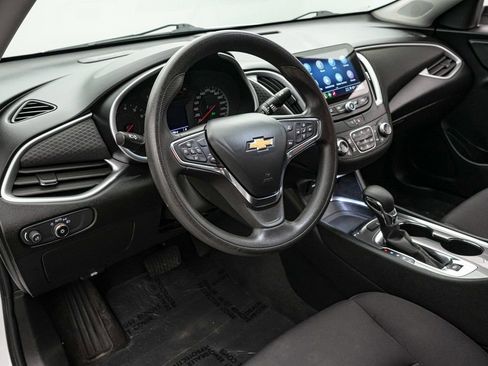 Used 2023 Chevrolet Malibu LT image 12