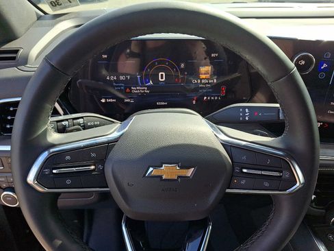 Used 2025 Chevrolet Suburban Premier AWD/4WD image 20