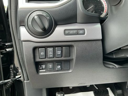 Used 2017 Nissan Titan PRO-4X image 17